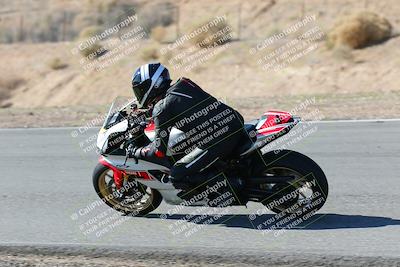 media/Feb-05-2023-Classic Track Day (Sun) [[c35aca4a42]]/Group 2/session 3 turn 13/
